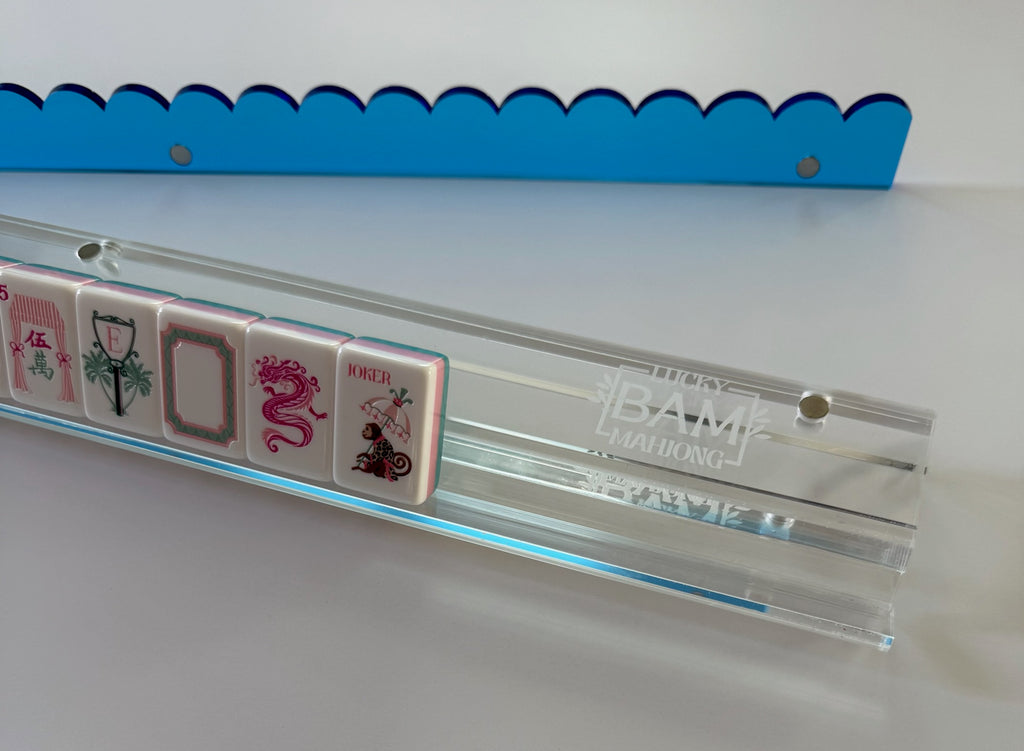 Clear Mahjong Rack Set with Blue Scalloped Pusher